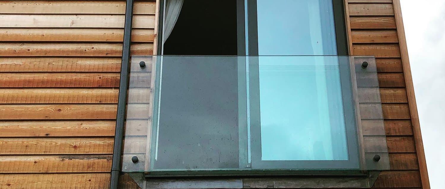 glass-qrailing-2.jpg