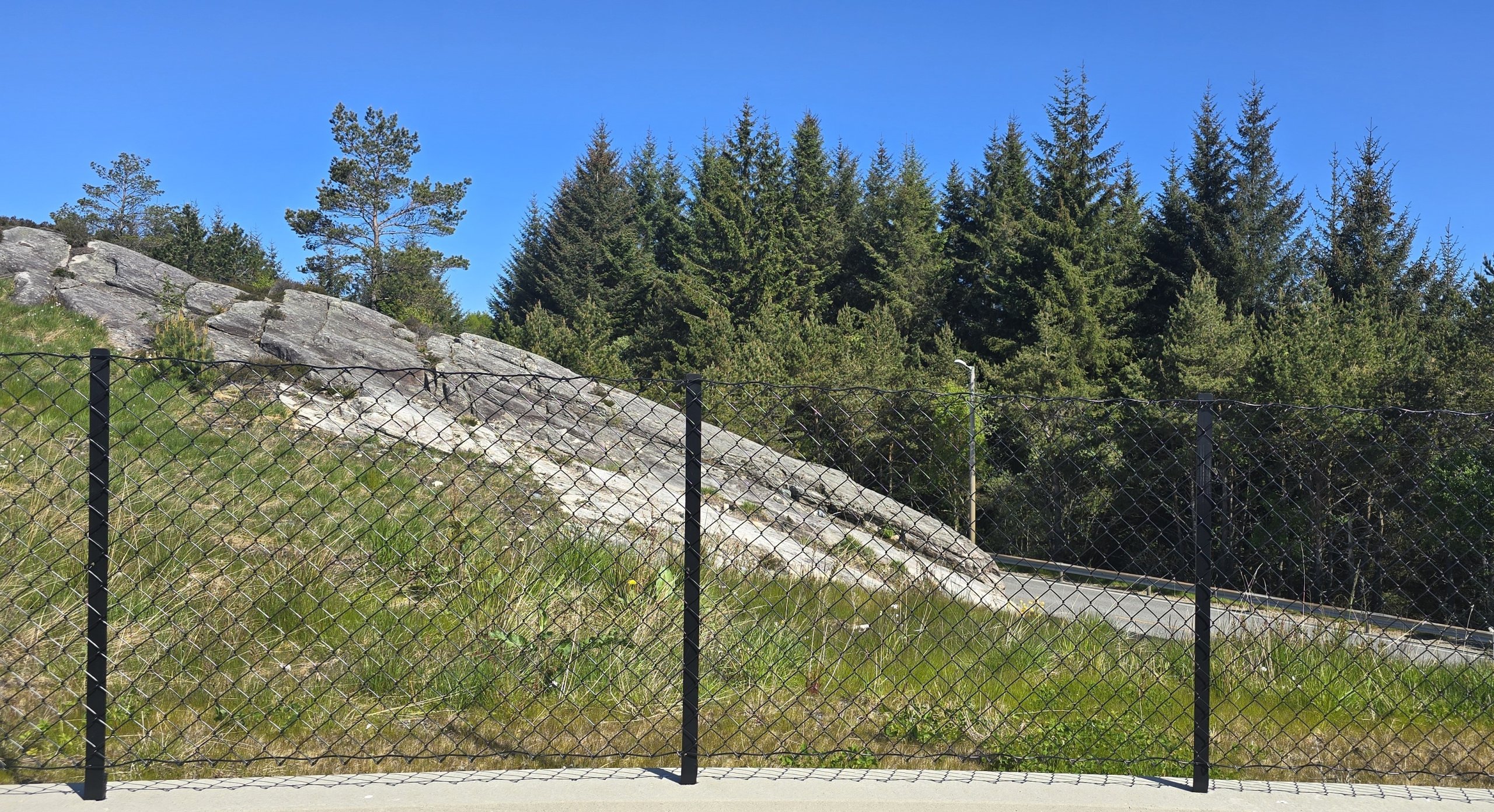 nettingsgjerde-100cm-scaled-1.jpg